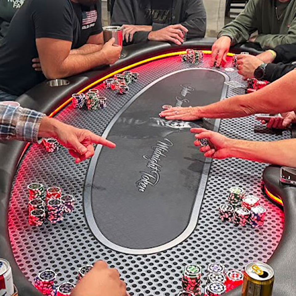 Lumen HD, Oval Poker Table