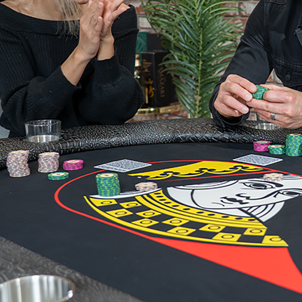 The Stratton, Oval Poker Table